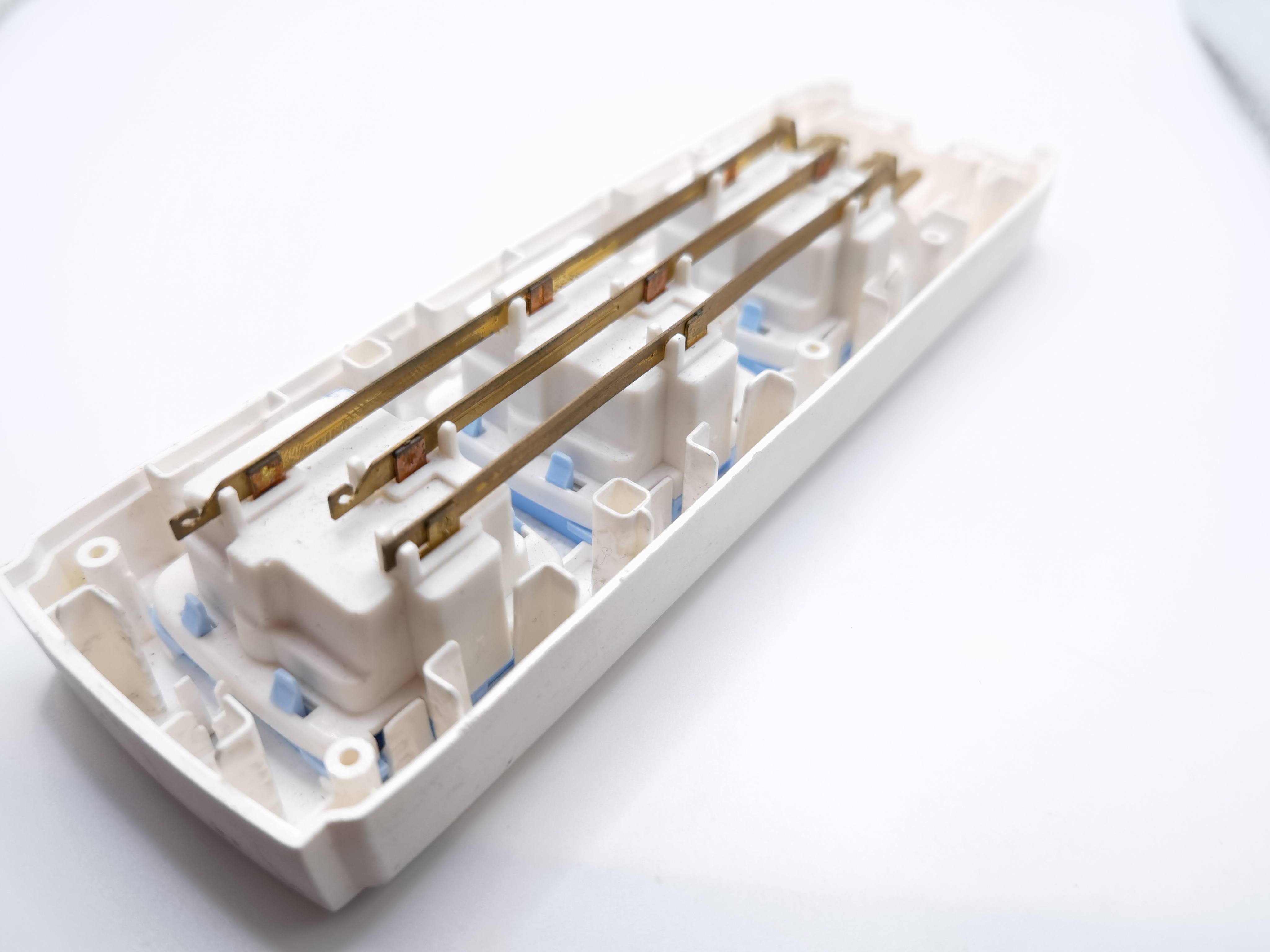 插排插线板铜片焊接样品