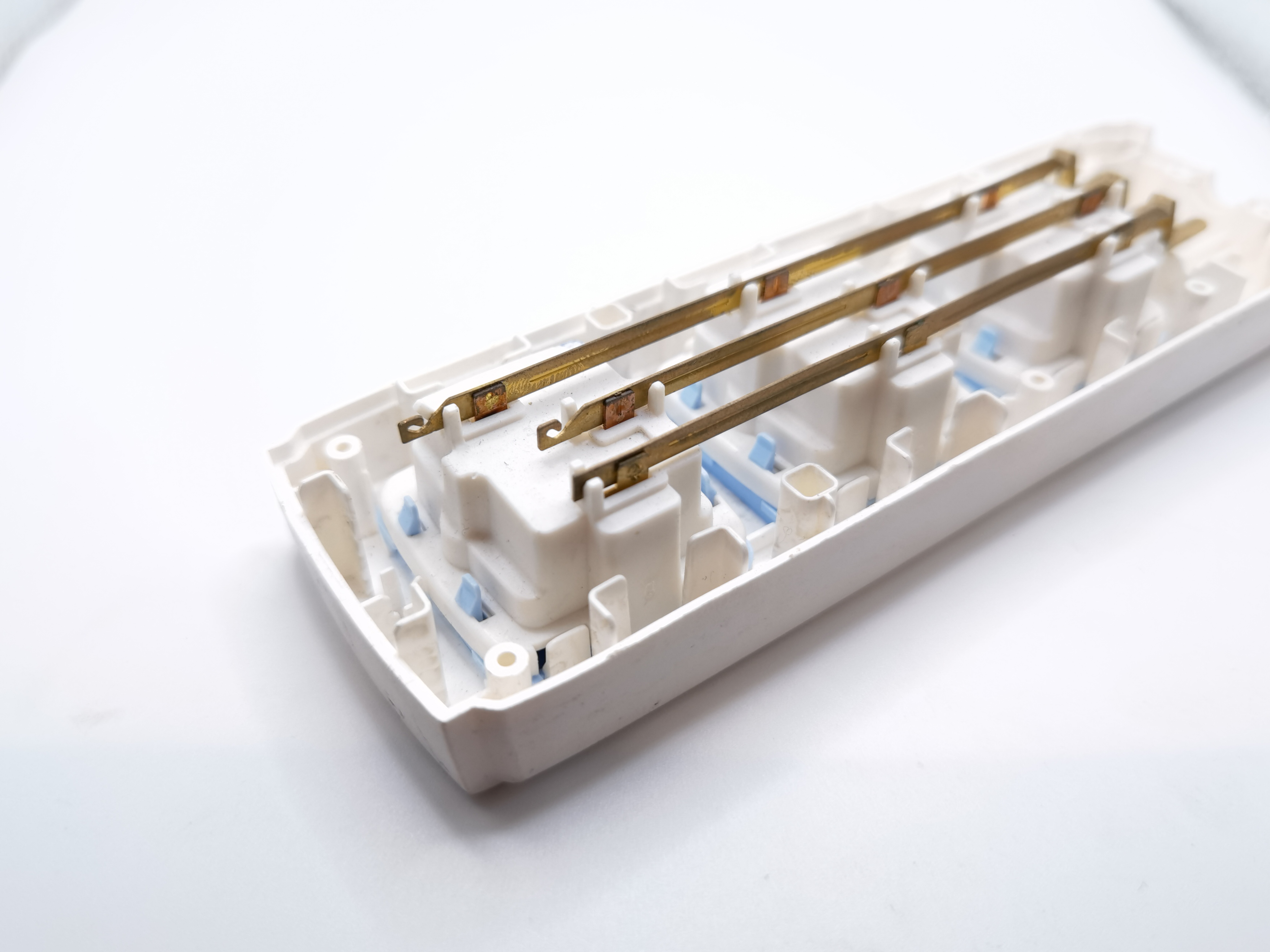 插排插线板铜片焊接样品